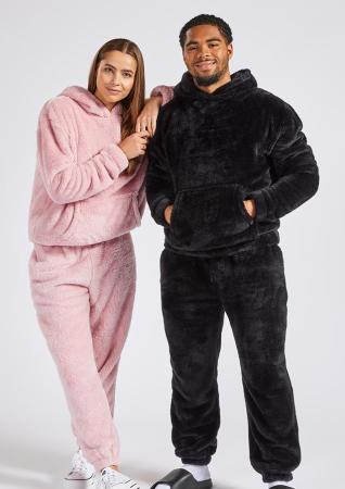 Lounge & Sleepwear